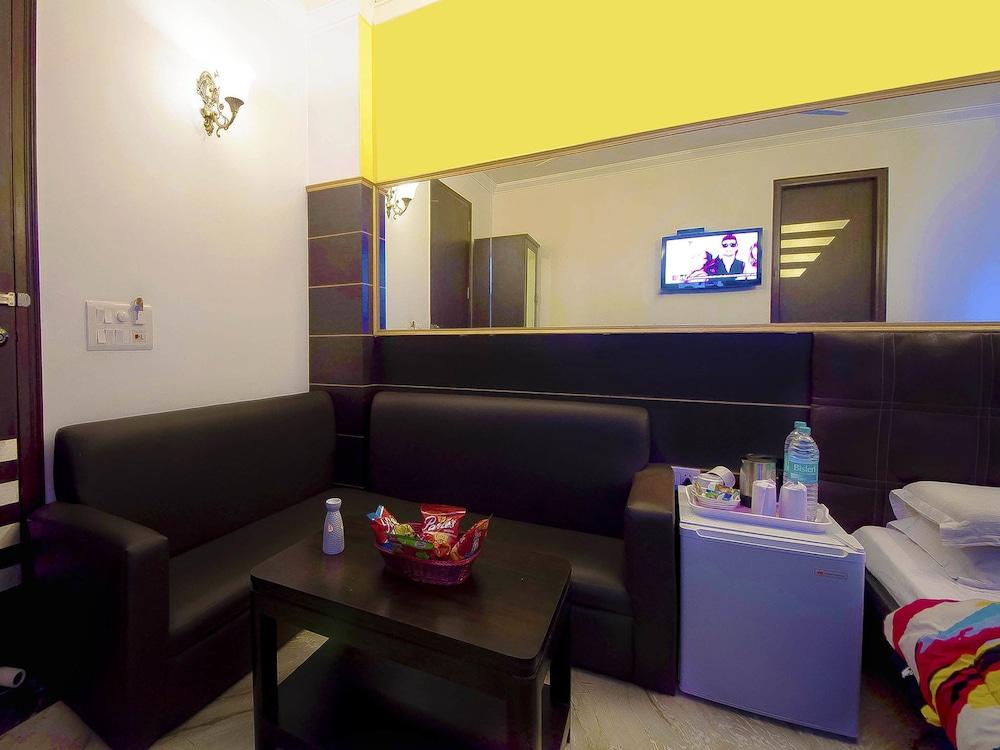 Hotel Amrit Villa Delhi  Eksteriør billede