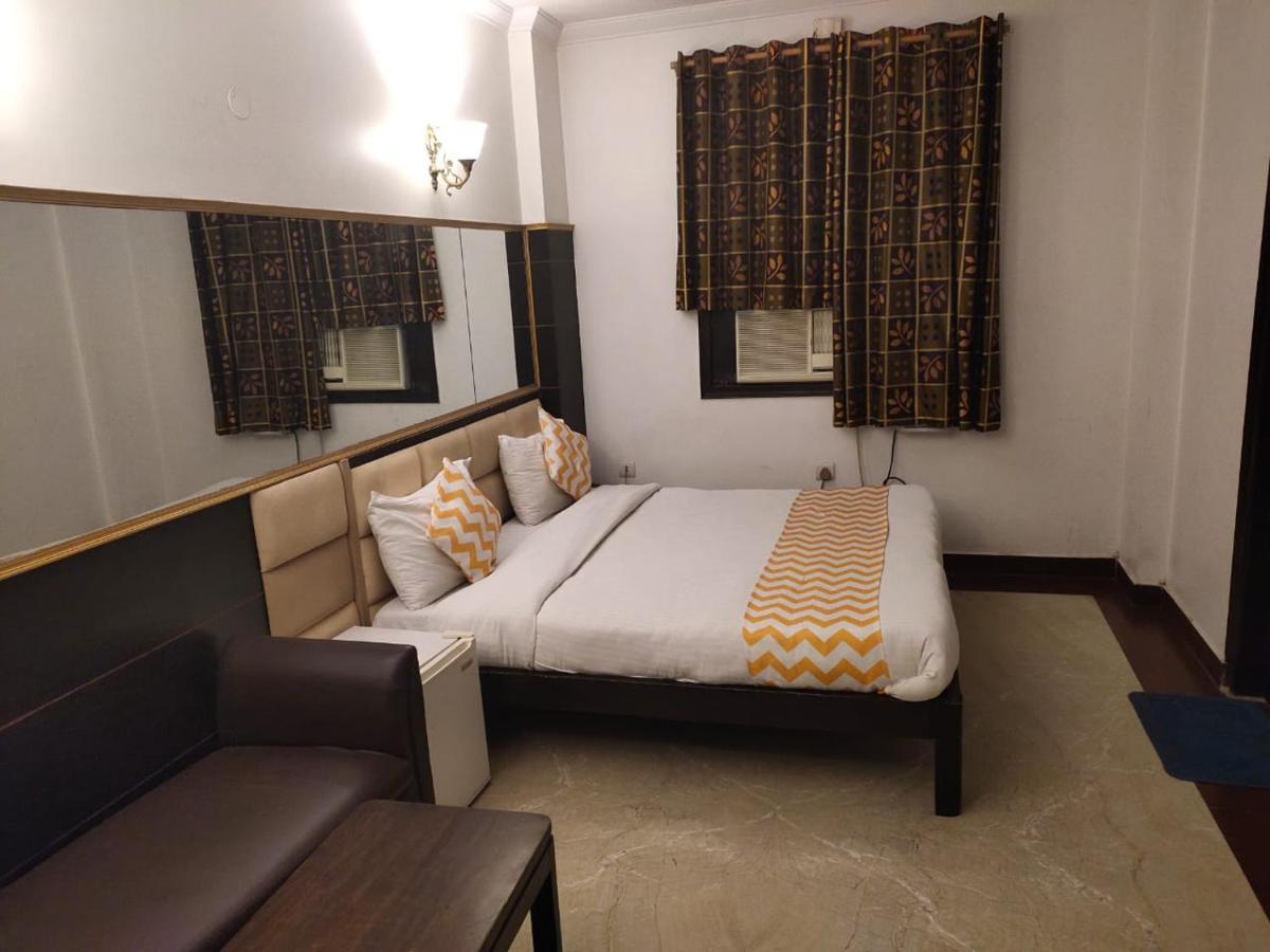 Hotel Amrit Villa Delhi  Eksteriør billede